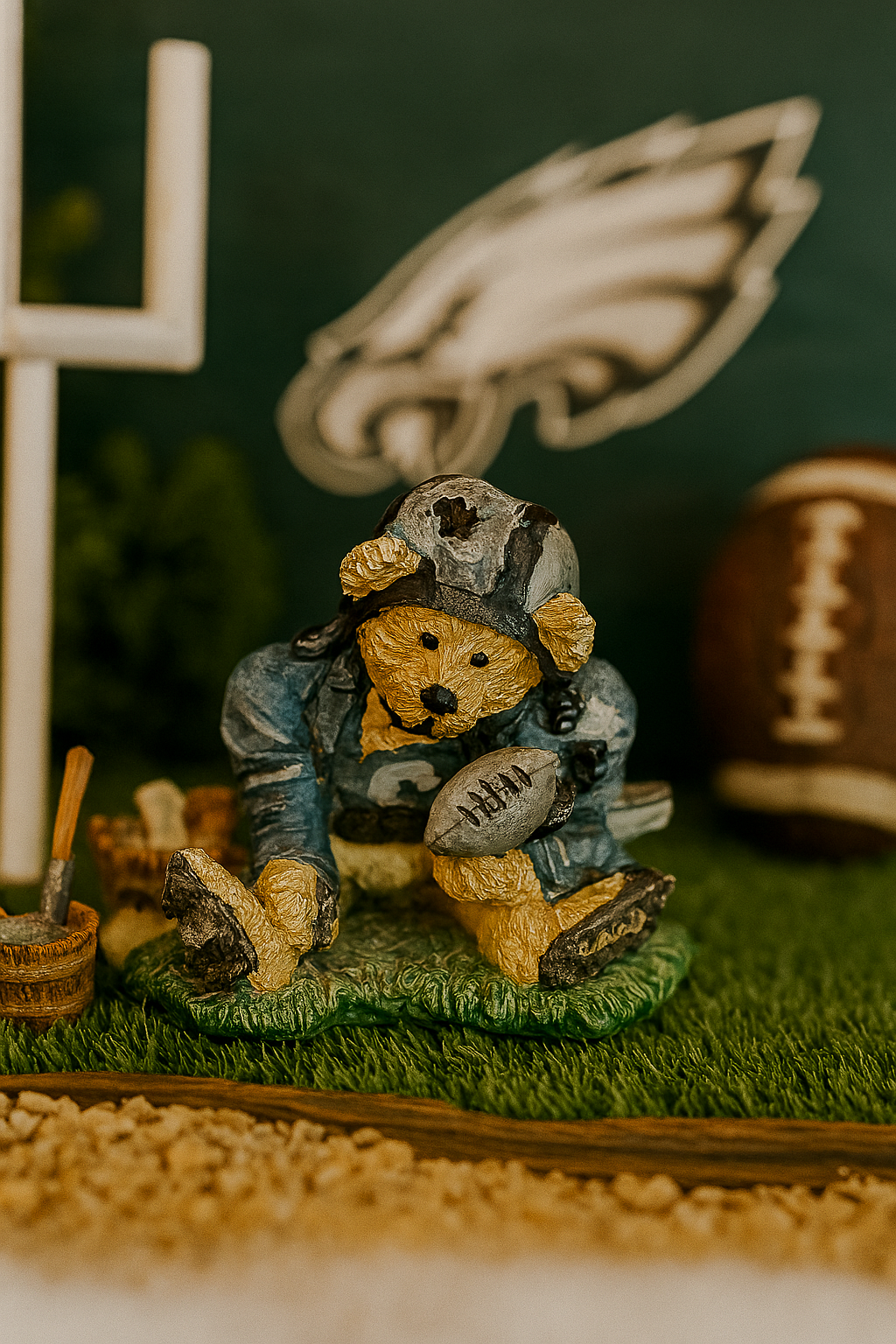Boyds Bear Knute & The Gridiron 2245 Football image 0