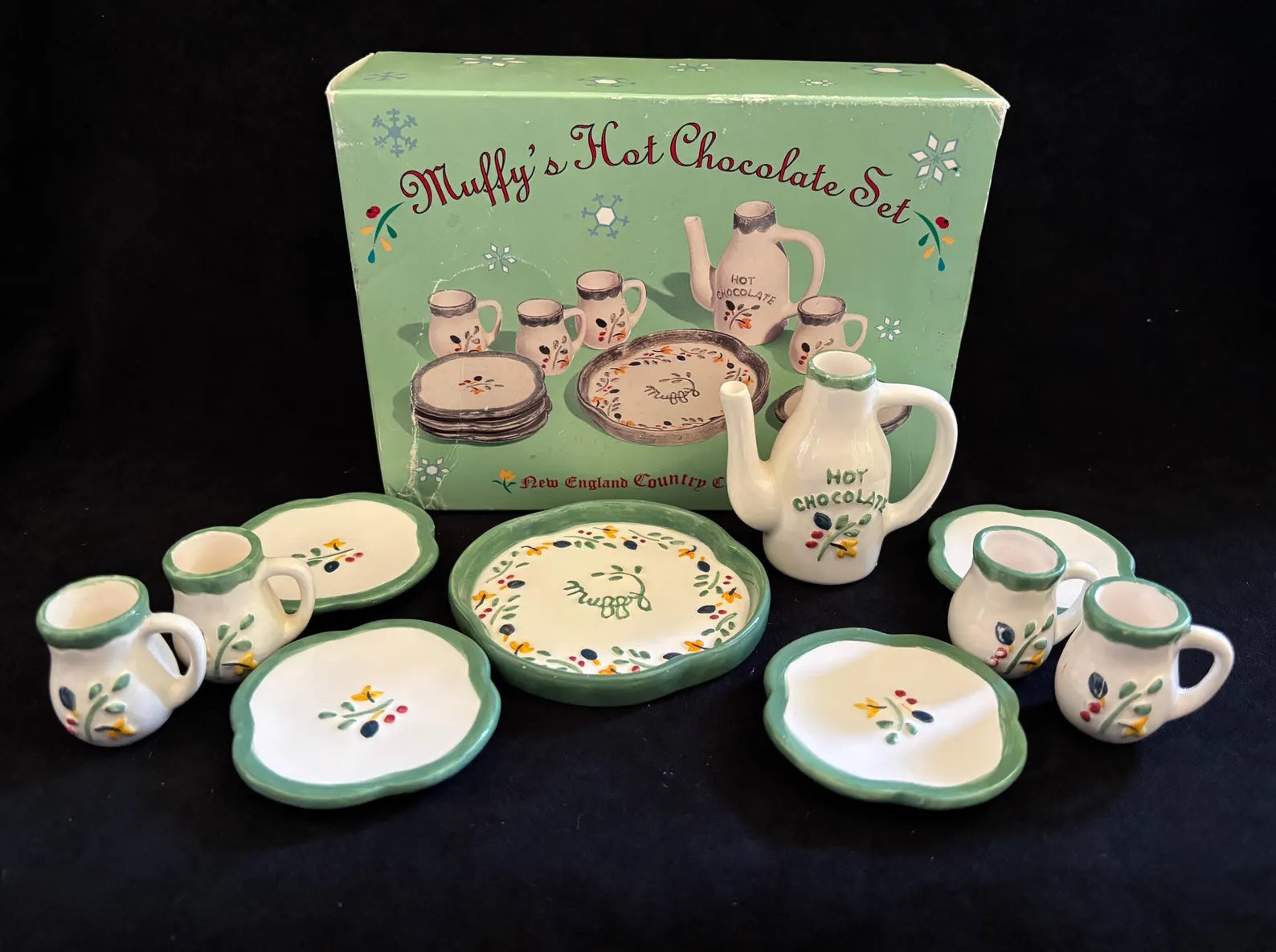 North American New England Hot Cocoa Set 5533 image 0