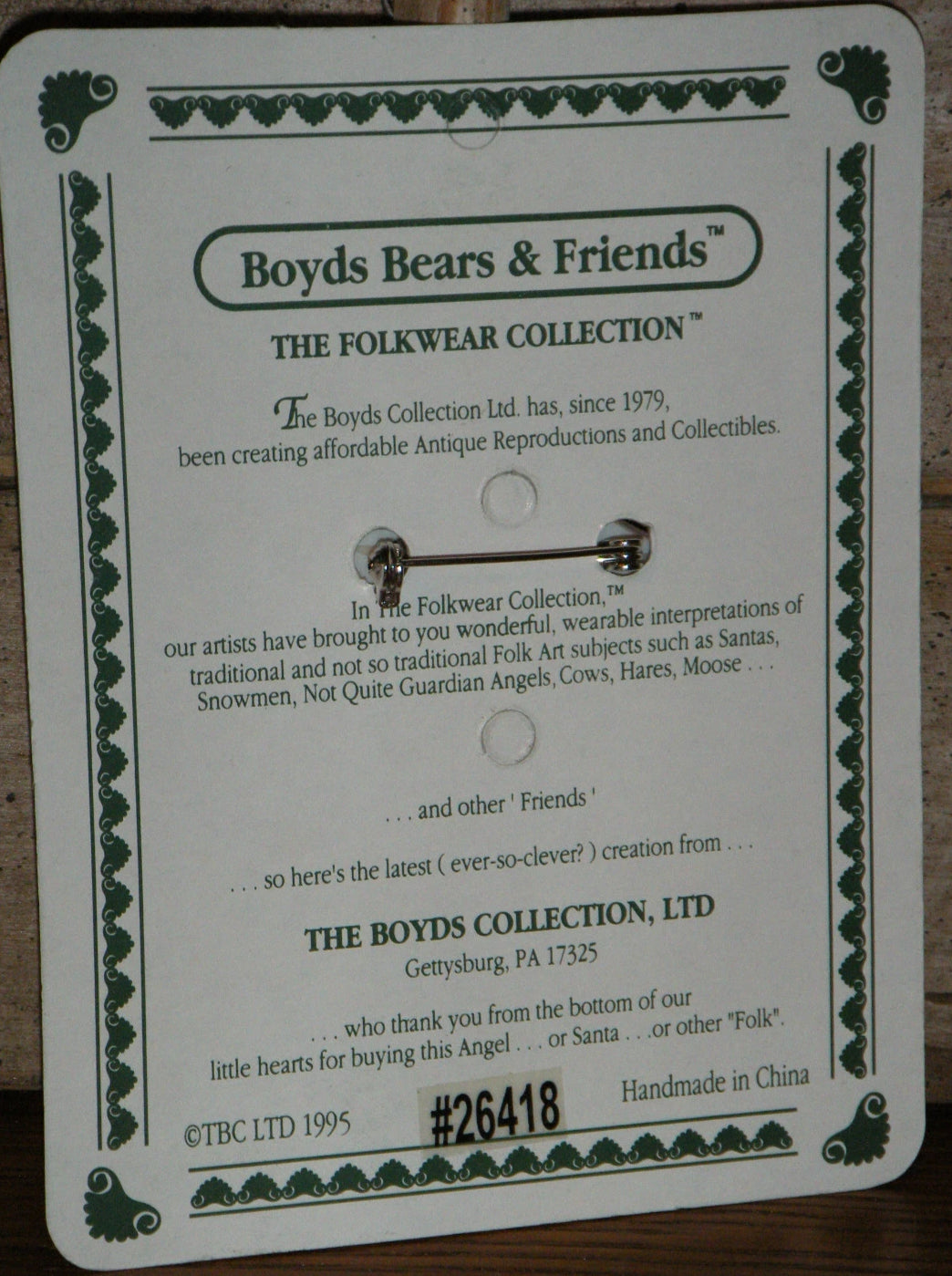 Boyds Pin Folkwear Flora Hoppy Spring  26418 image 1