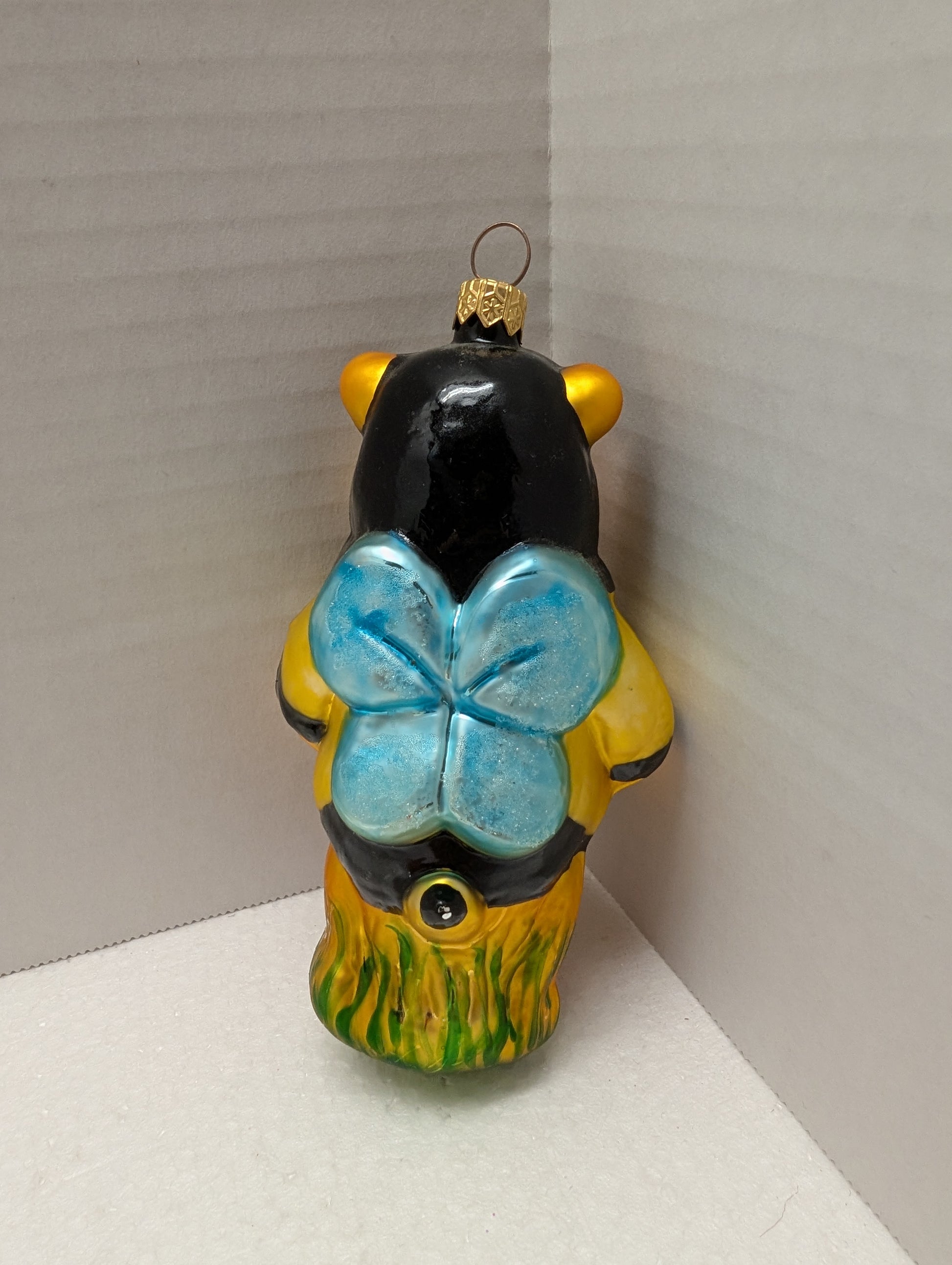 Christopher Radko Pooh Bee w. Pumpkin image 1