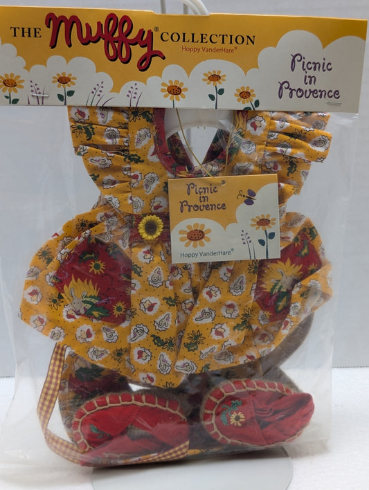 North American Picnic in Provence Hoppy Outfit 4524 image 0