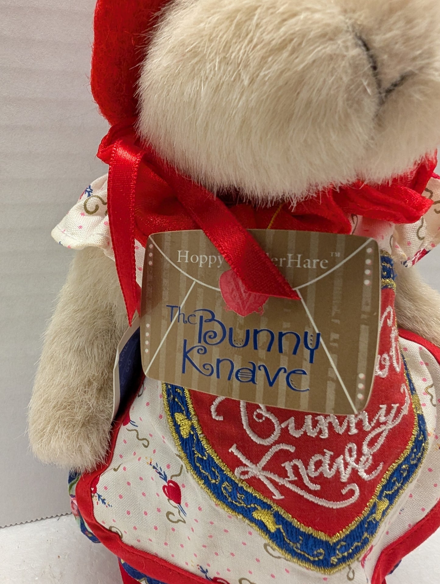 North American Bunny Knave Hoppy 4436 Queen of Hearts Collection image 5