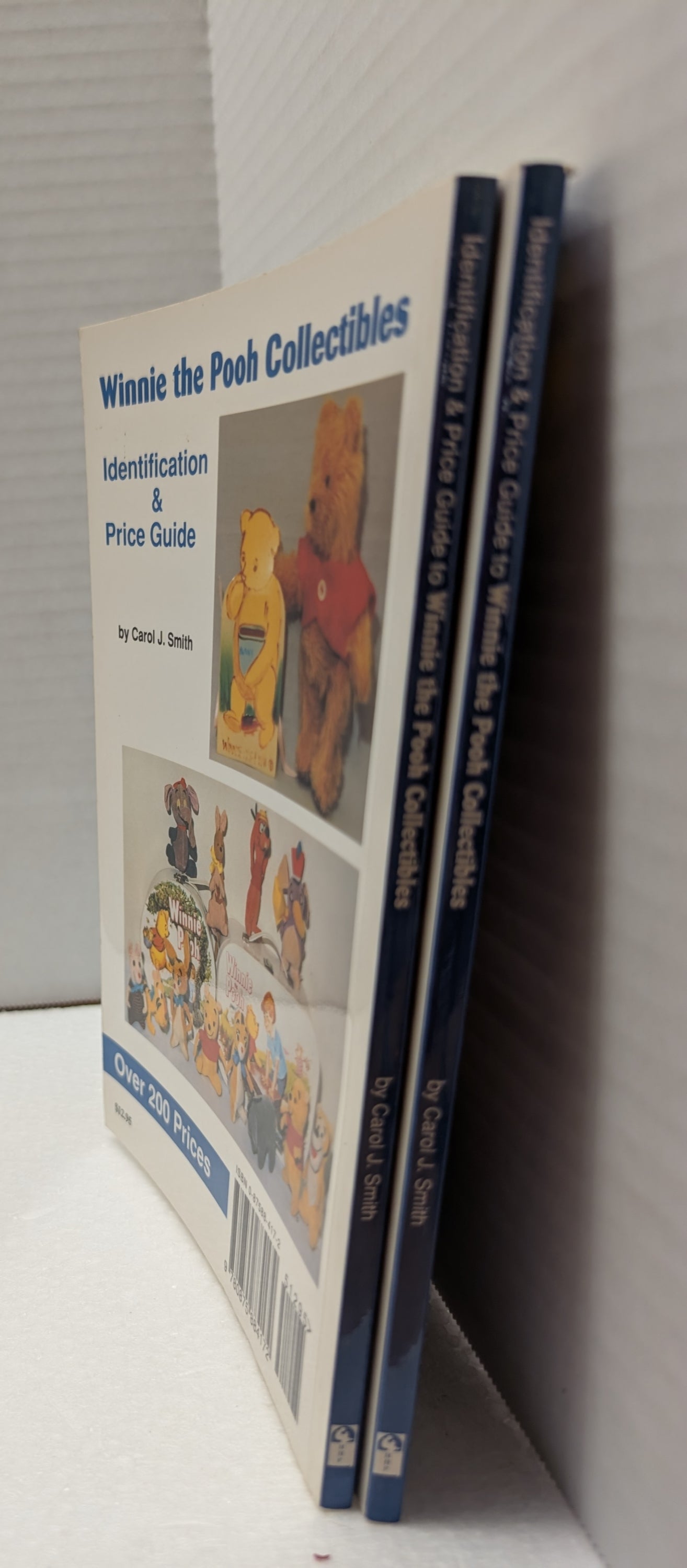 Book Winnie the Pooh Collectibles Identification & Price Guide by Carol J Smith image 1