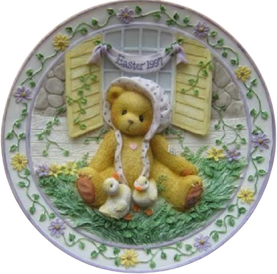 Cherished Teddies Girl With Chicks/1997 Plate image 0