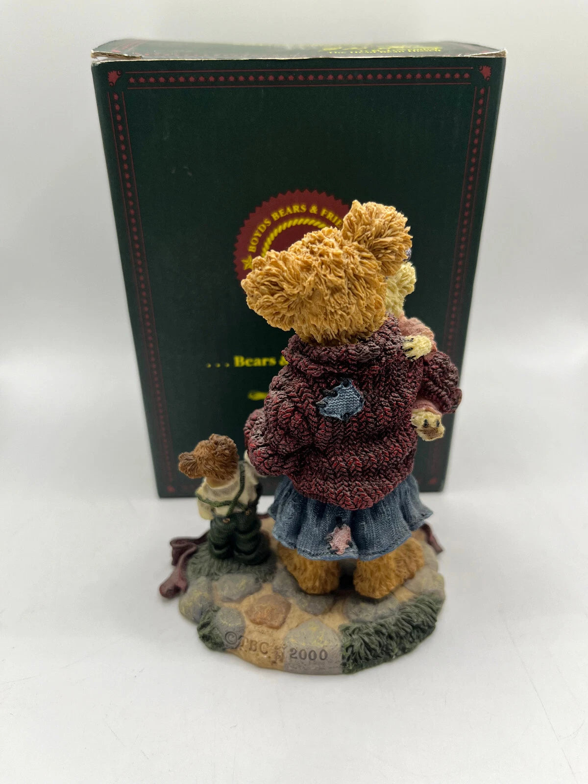 Boyds Bear Resin Mother Macabeary w.Krista & Cody  227737 image 2