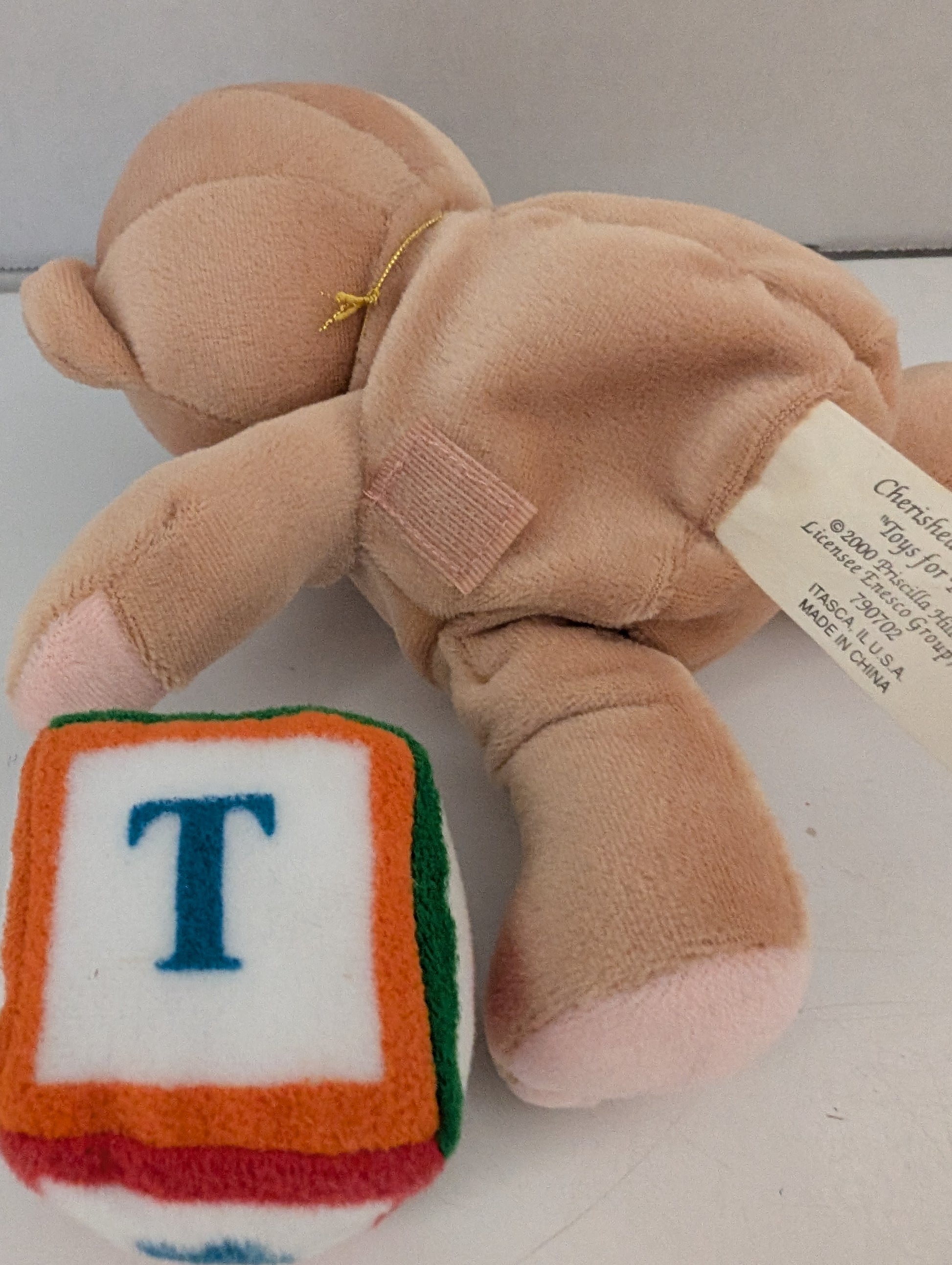 Cherished Teddies Bear Tug a Heart Teddies 790702 Teddy w. Block image 1