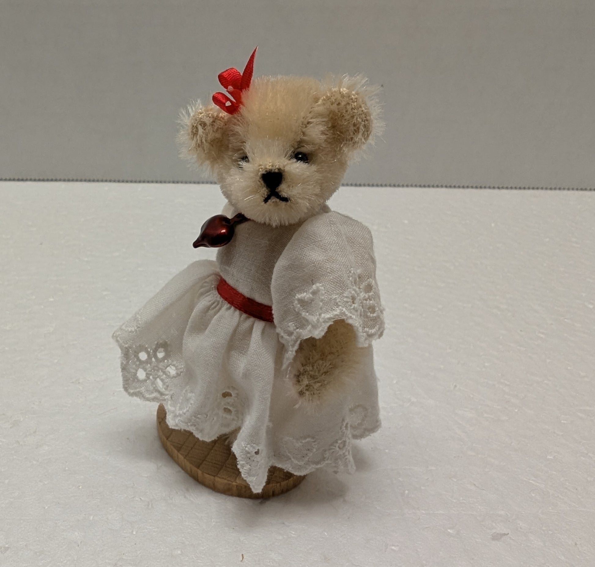 North American Mohair Miniature Muffy Valentine 1 (5819) image 4