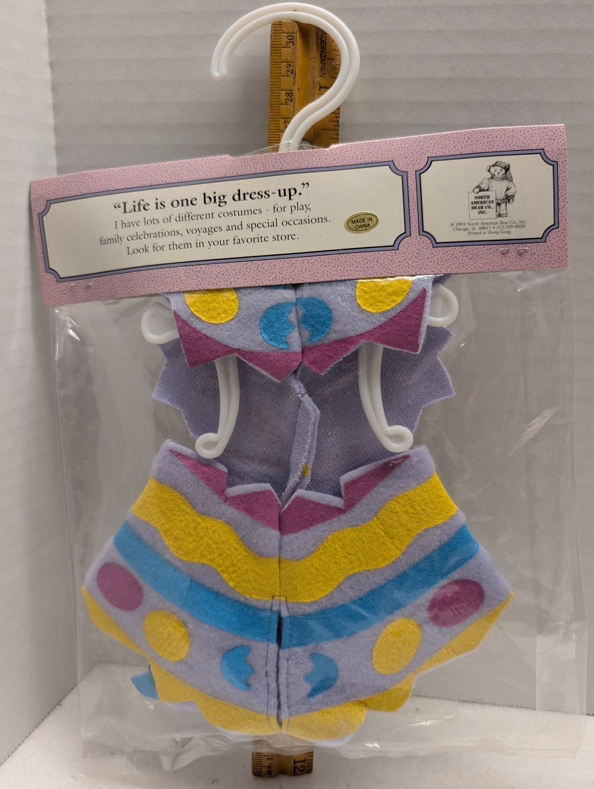 North American Egg Painting Walking on Eggshells Hoppy  Outfit  4435 image 2
