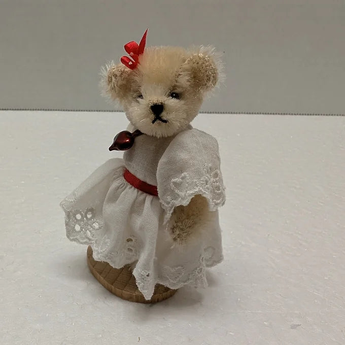 North American Mohair Miniature Valentine  (5819) image 5