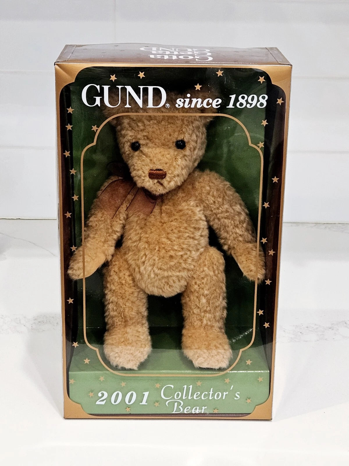 Gund GUNDY Boxed Bear 2001 Collector's Bear image 0