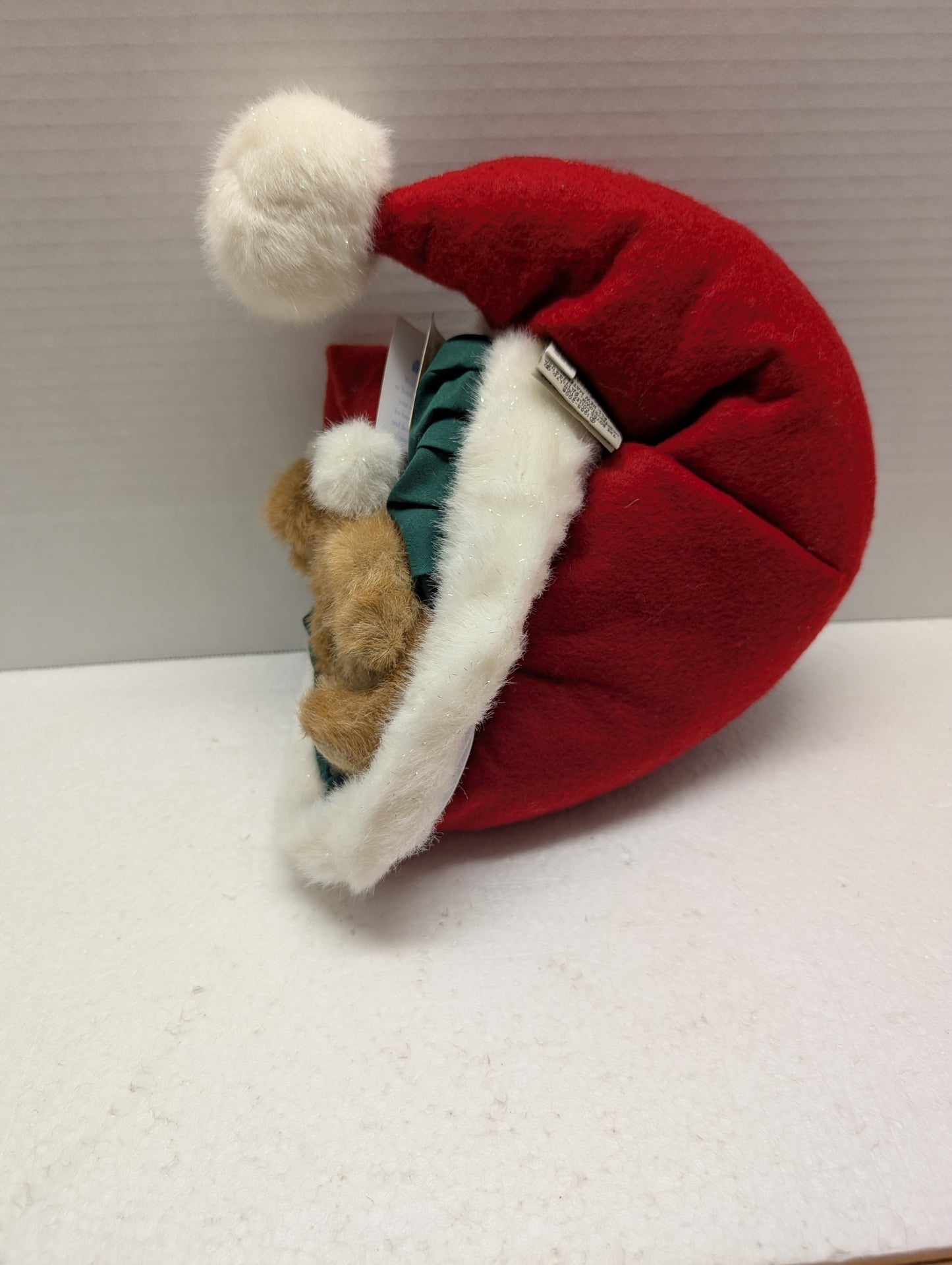 Boyds Bear Plush Kringlebeary's Hat w.Bear and Santa Hat  811782 image 7