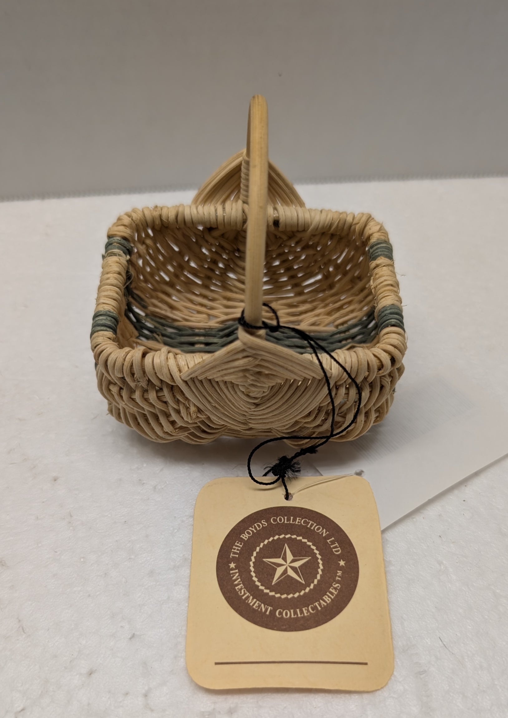 Boyds Accessories Bailey's Market Basket #65151-01 image 2