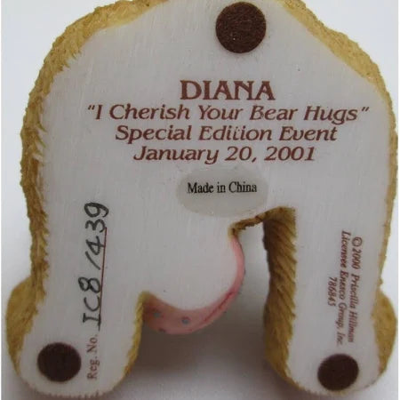 Cherished Teddies Diana, Hugging self w/Heart at feet 786845 image 0