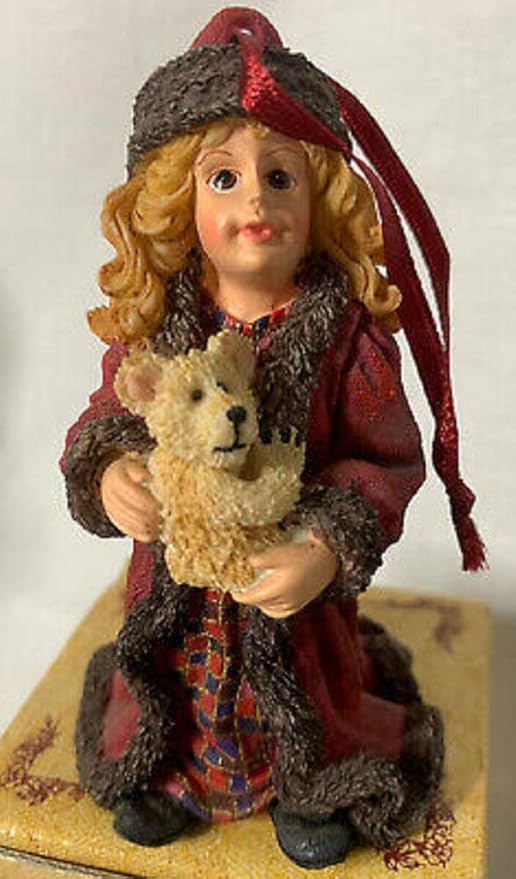 Boyds Ornament Dollstone Yesterday Child Lara  Moscow at Midnight 25859 image 3