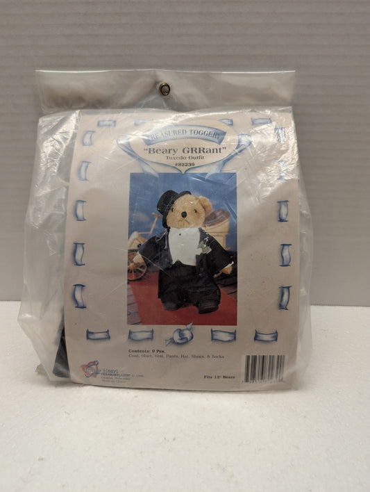 Treasured Toggery Beary GRRant Tuxedo Outfit for your Bear  82239 No hat image 0