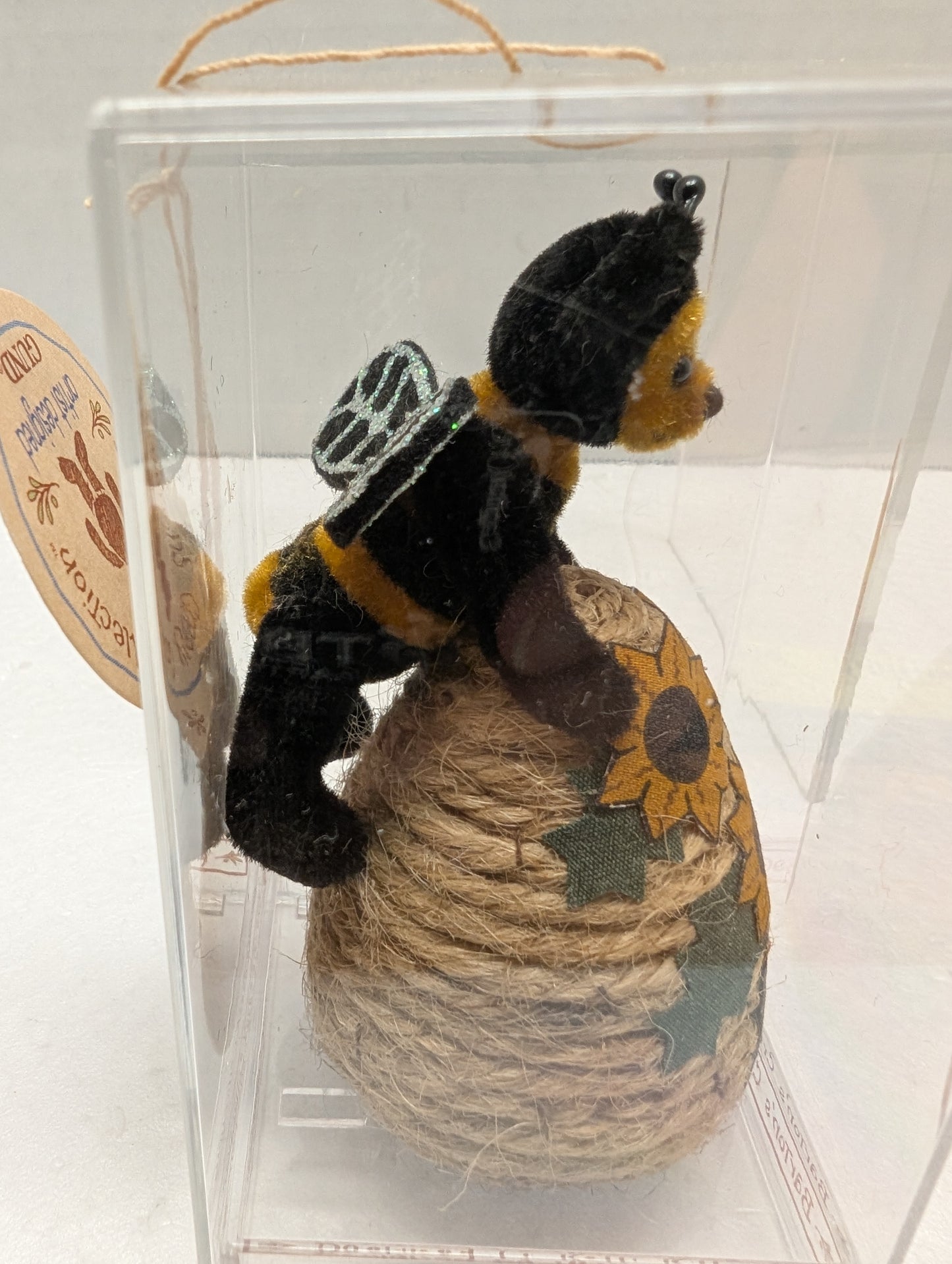 Gund Barton's Creek  Mini Buzzy Bear and the Beehive 72007 image 3