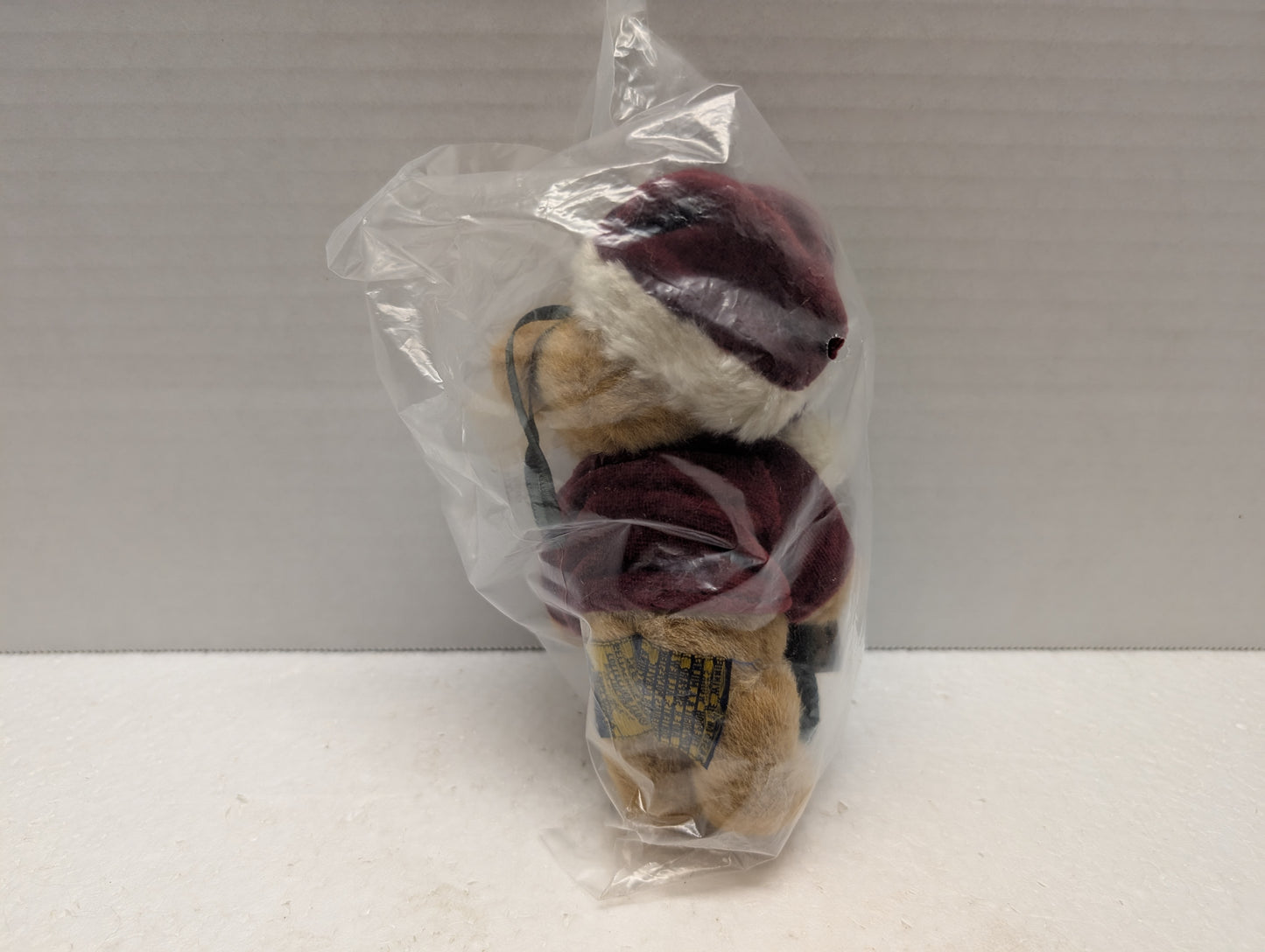 Boyds Bear Plush Disney Santa Pooh 1999   94958DS image 1