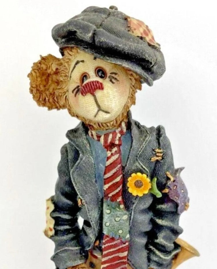 Boyds Pin Folkwear Honker T Flatfoot Send in the Clowns 26426 image 0