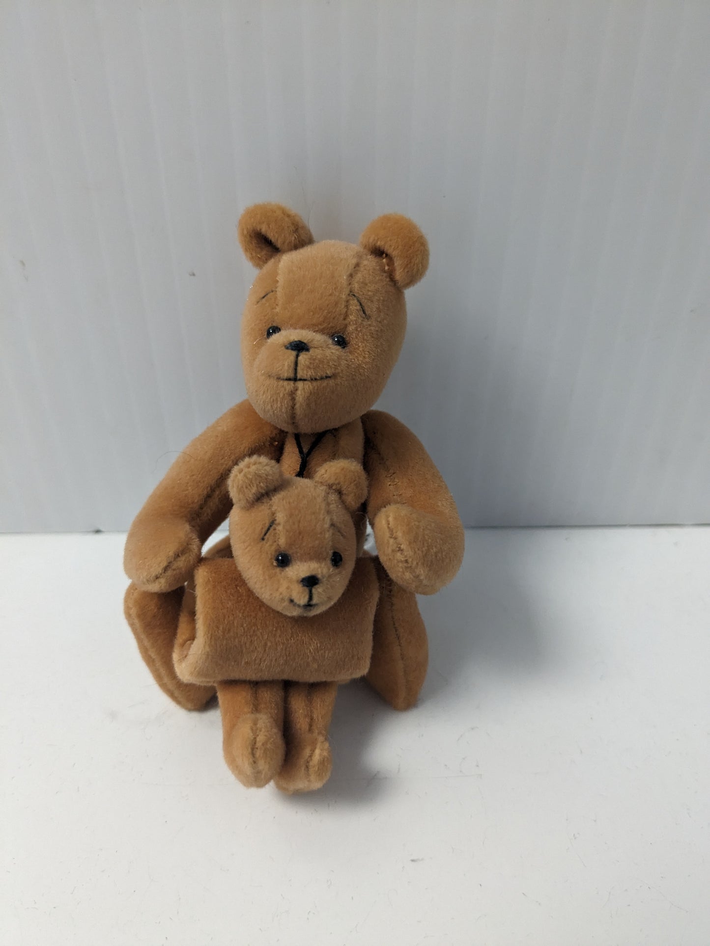 Linda Nelson Pooh and Muff Miniature image 5