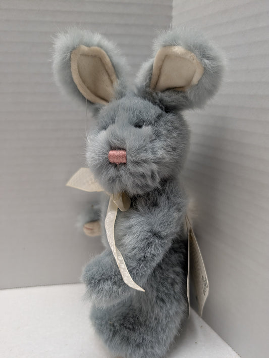 Boyds Plush Hare Nibbie Bunnyhop #522700-06 image 0