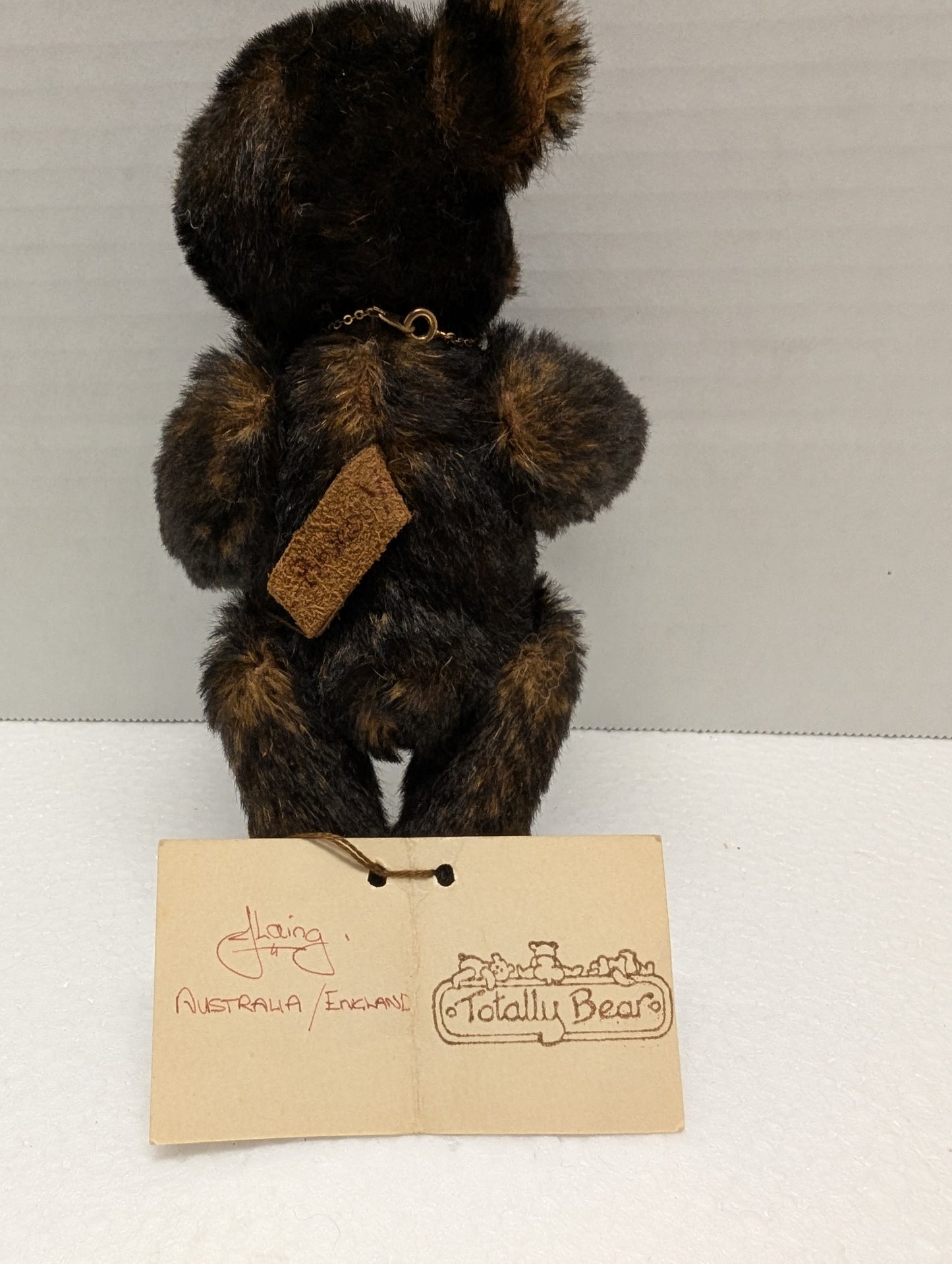 Artist Jennifer Laing  of Totally Bear Bruno German Tipped Mohair Gold Chain image 3