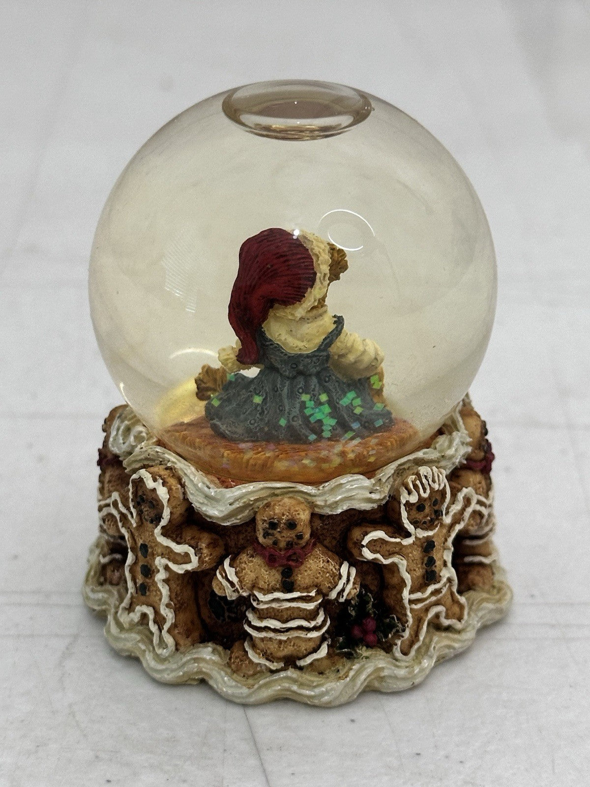 Boyds Waterglobe Bearstone Megan Beariman 393008 image 1