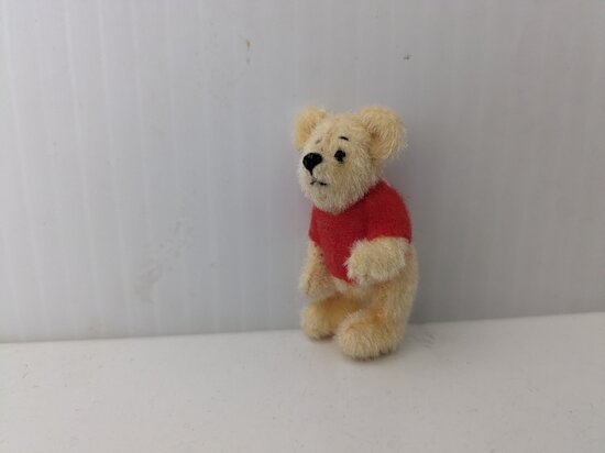 Durae Allen Li"l Honeys Miniature Pooh image 5