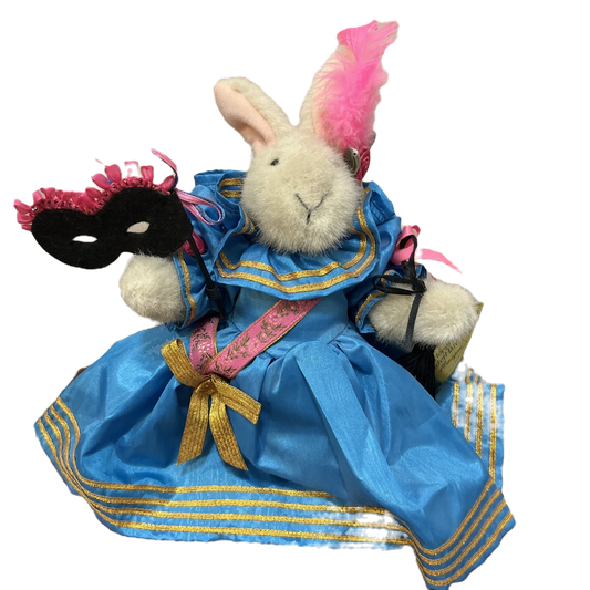 North American Bal Masque Hoppy Vanderhare  Dressed image 0