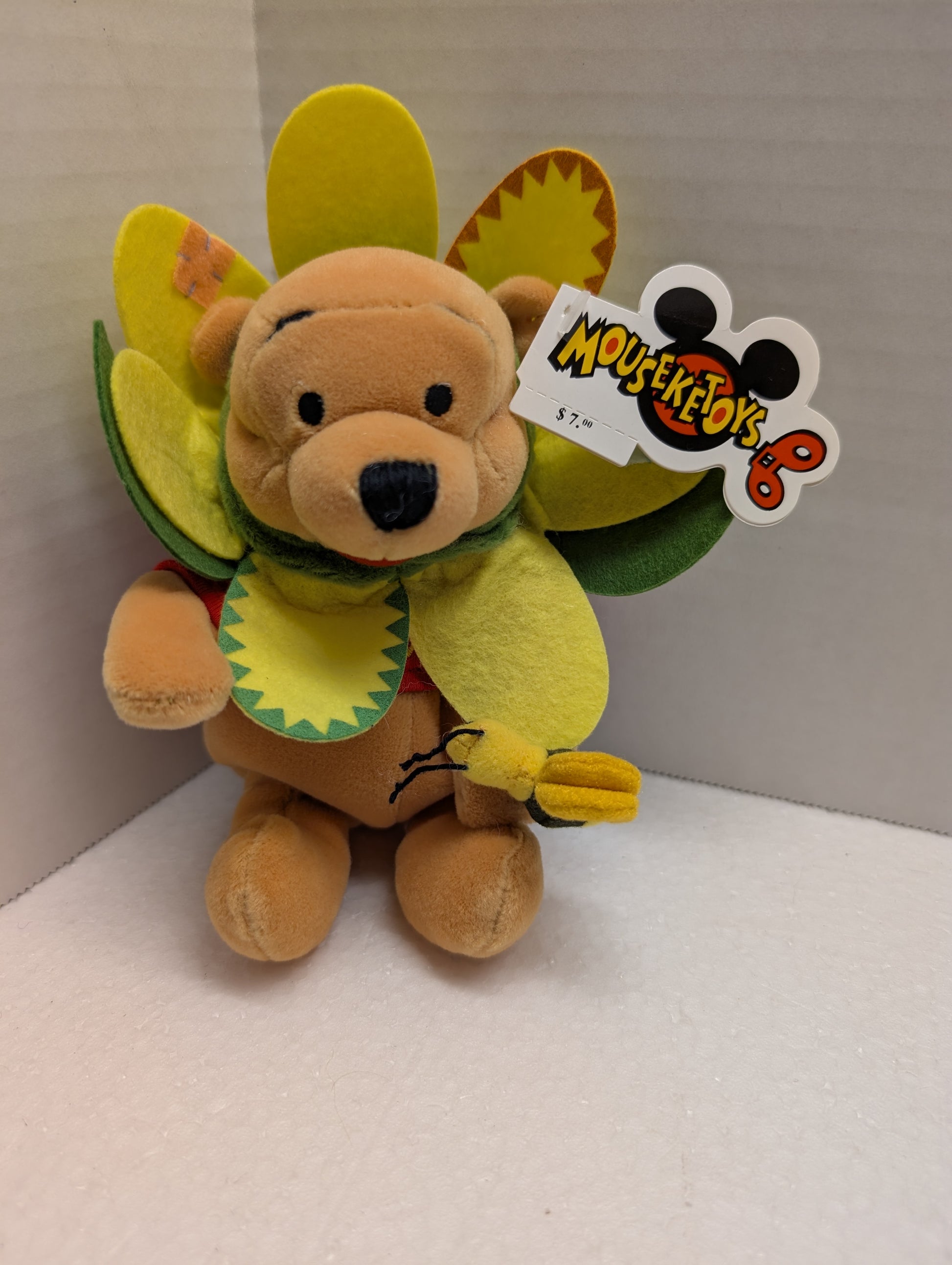 Disney Bean Bag Mini Flower Pooh 8" 122689 with Bee image 0