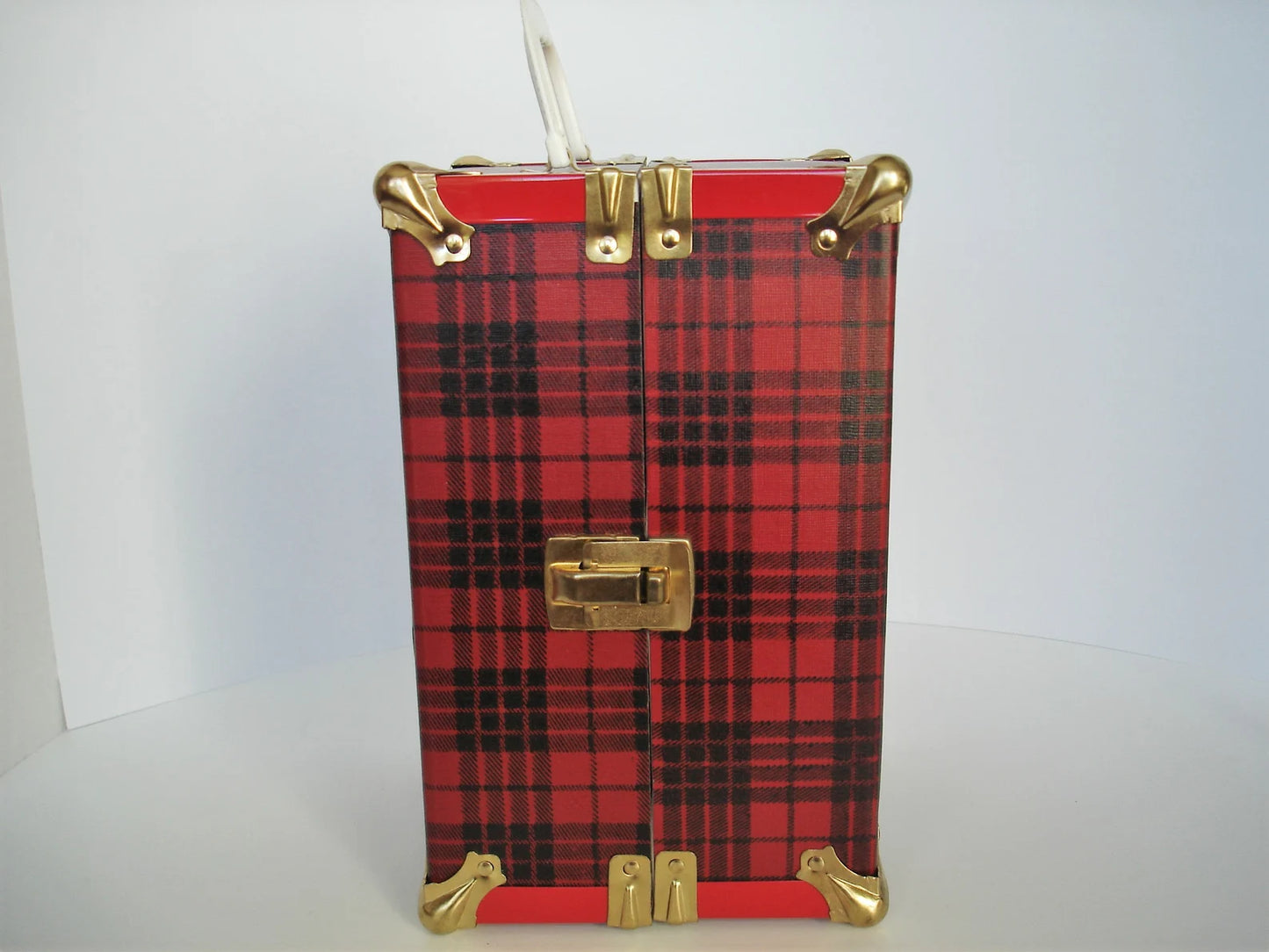 North American Trunk Red Plaid image 3