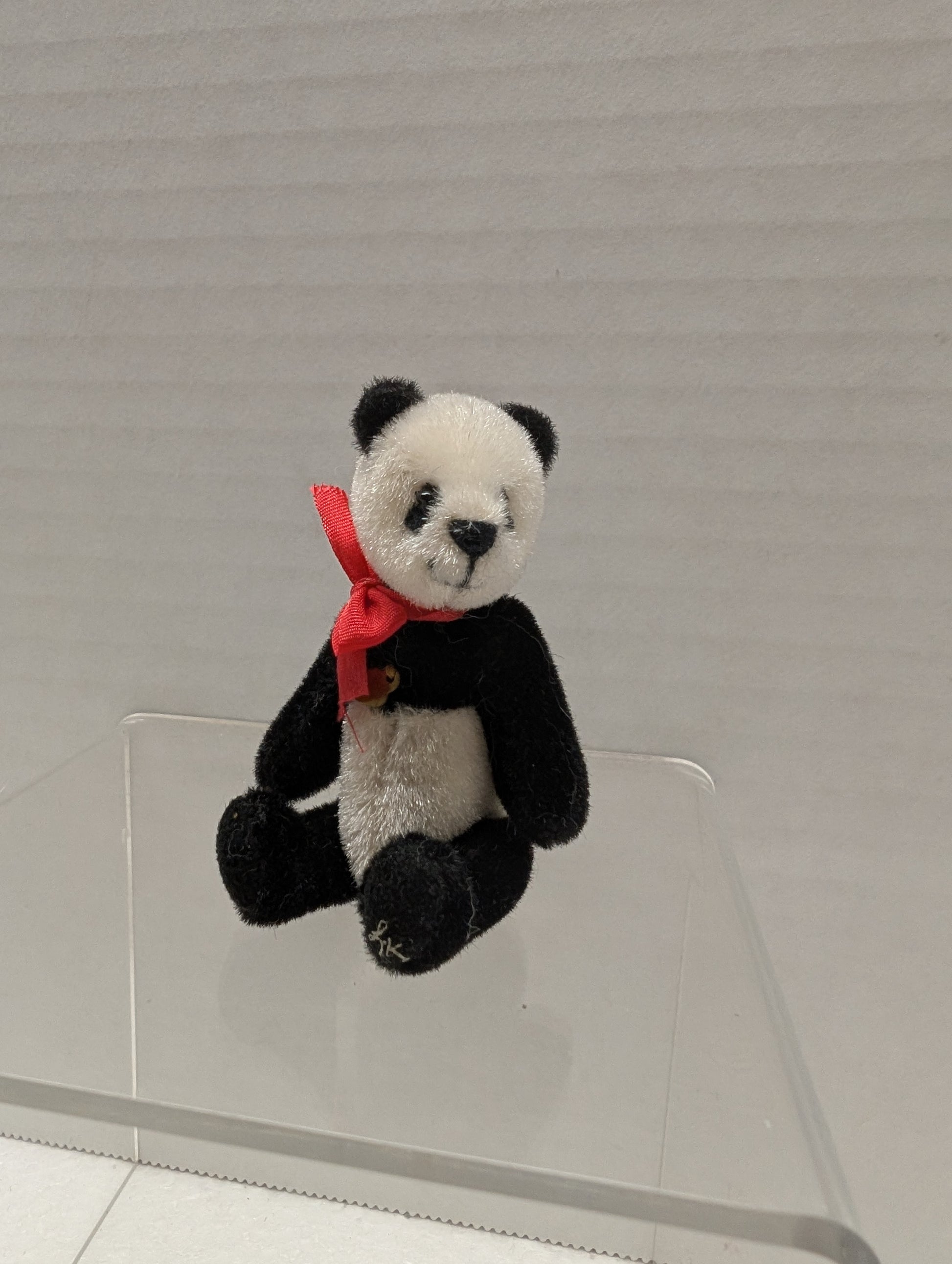 Ganz Cottage Miniatures Mandy Panda 3" CC7213 Red Ribbon and heart image 4