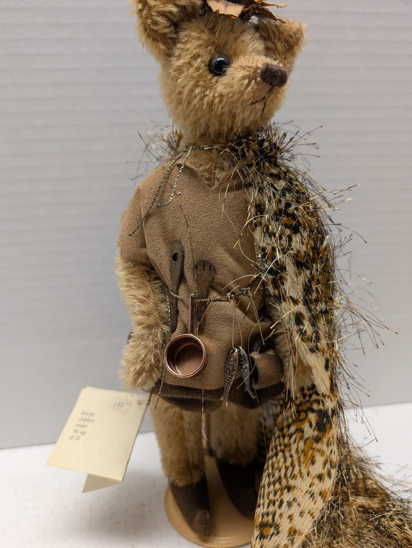 Elfin with Cloak 14" Bear by Linda Nelson image 5