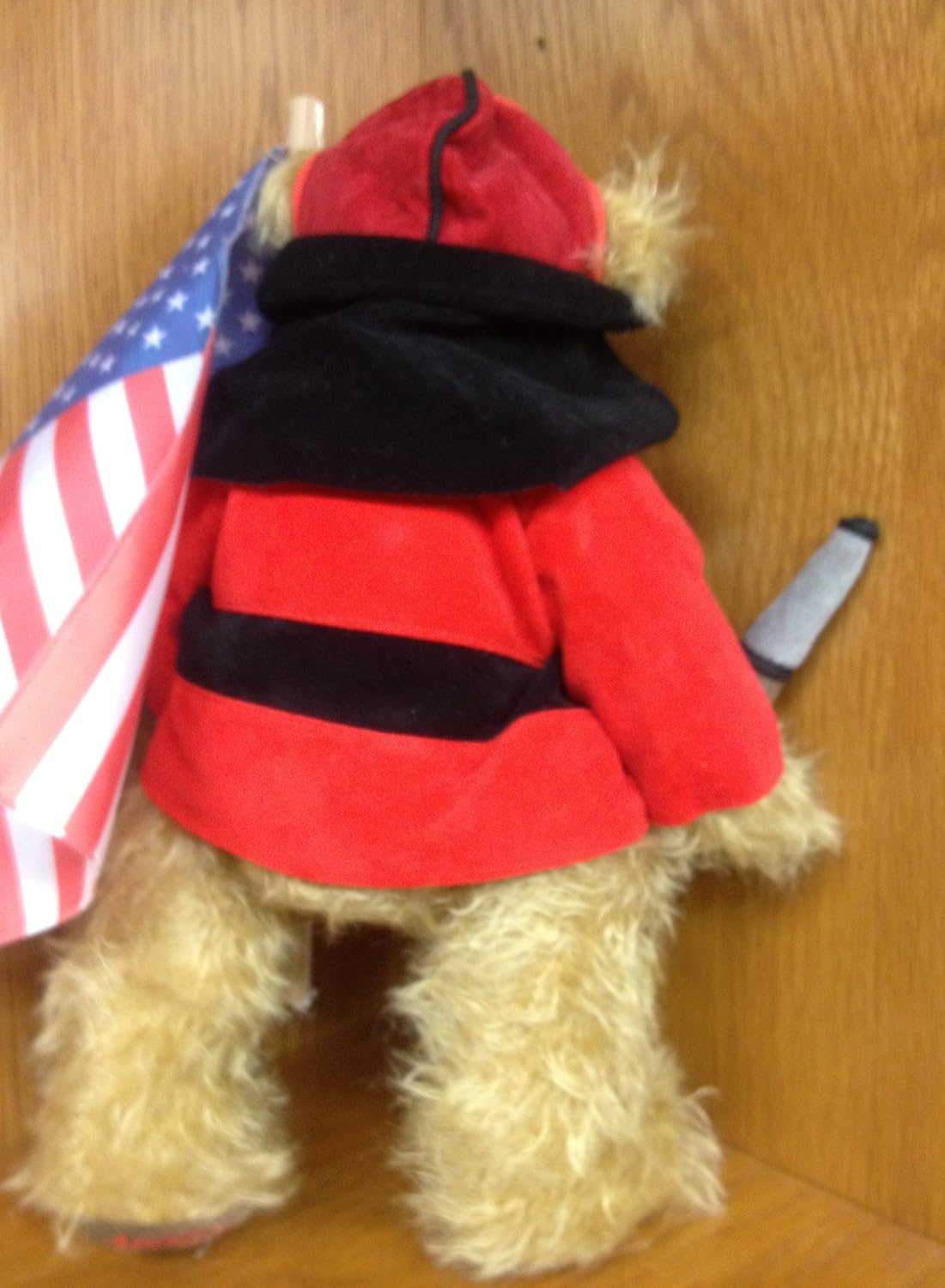 Hermann Firefighter w. American Flag 224790 image 2