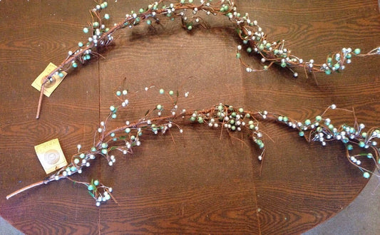 Boyds Accessories Carly's Frostbeary Garland  654264 image 0