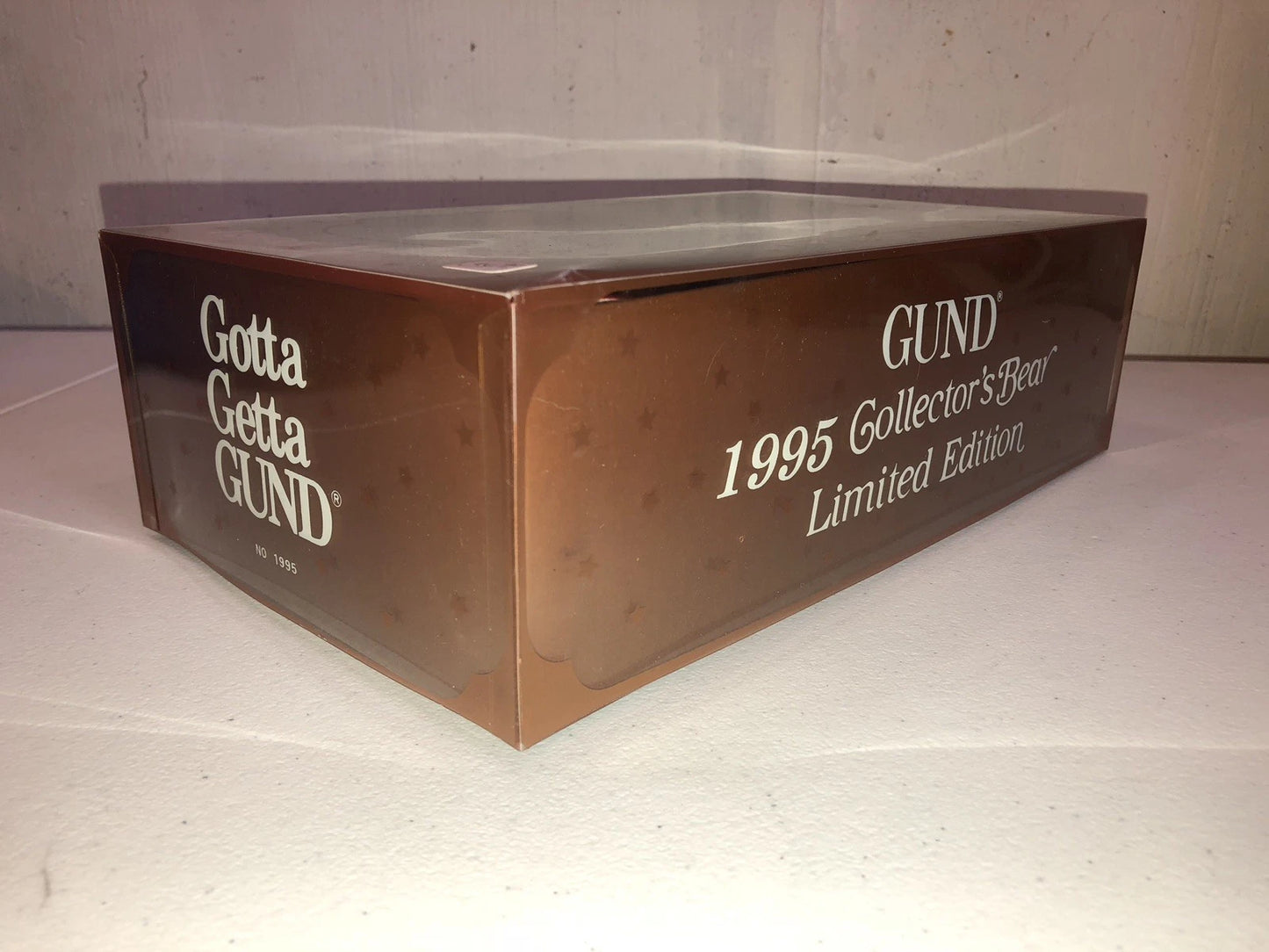 Gund GUNDY Boxed Bear 1995Collector's Bear image 2