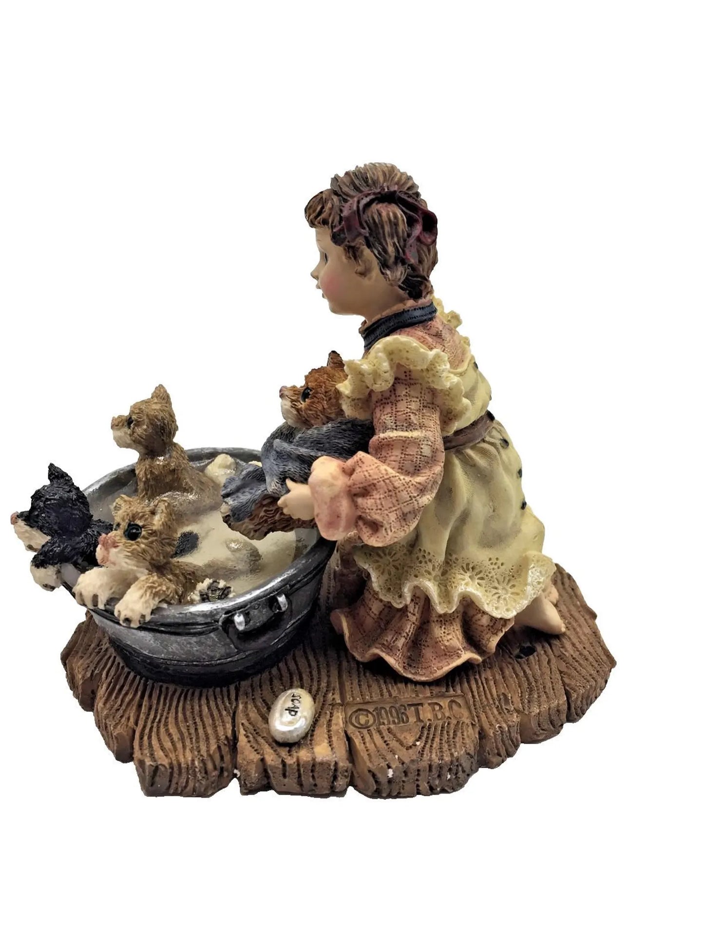 Boyds Dollstone Wendy with Bronte, Keats, Tennyson, Poe Wash Day #3521 image 2