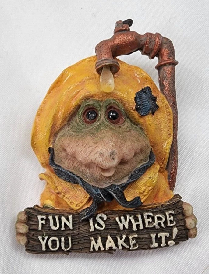 Boyds Pin Folkwear Jedediah Puddlejump What a Drip 26427 image 1
