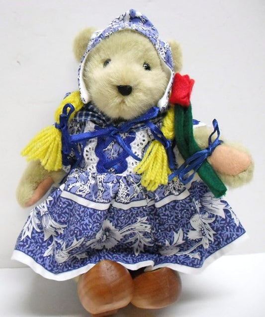 North American Dutch Treat Muffy Dressed 4327 image 0