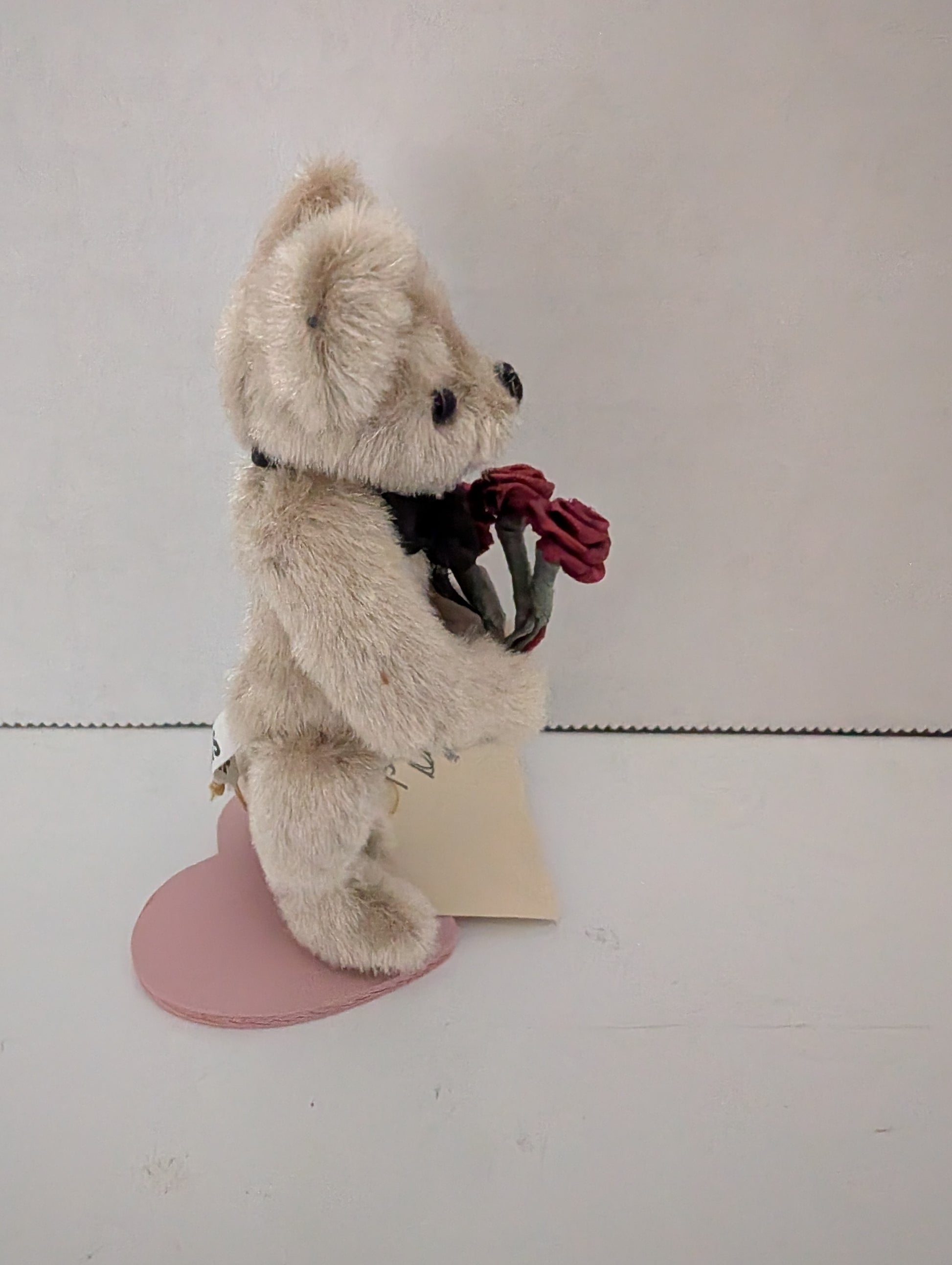 Linda Nelson of Half Nelsons Miniature Bear "First Date" image 4