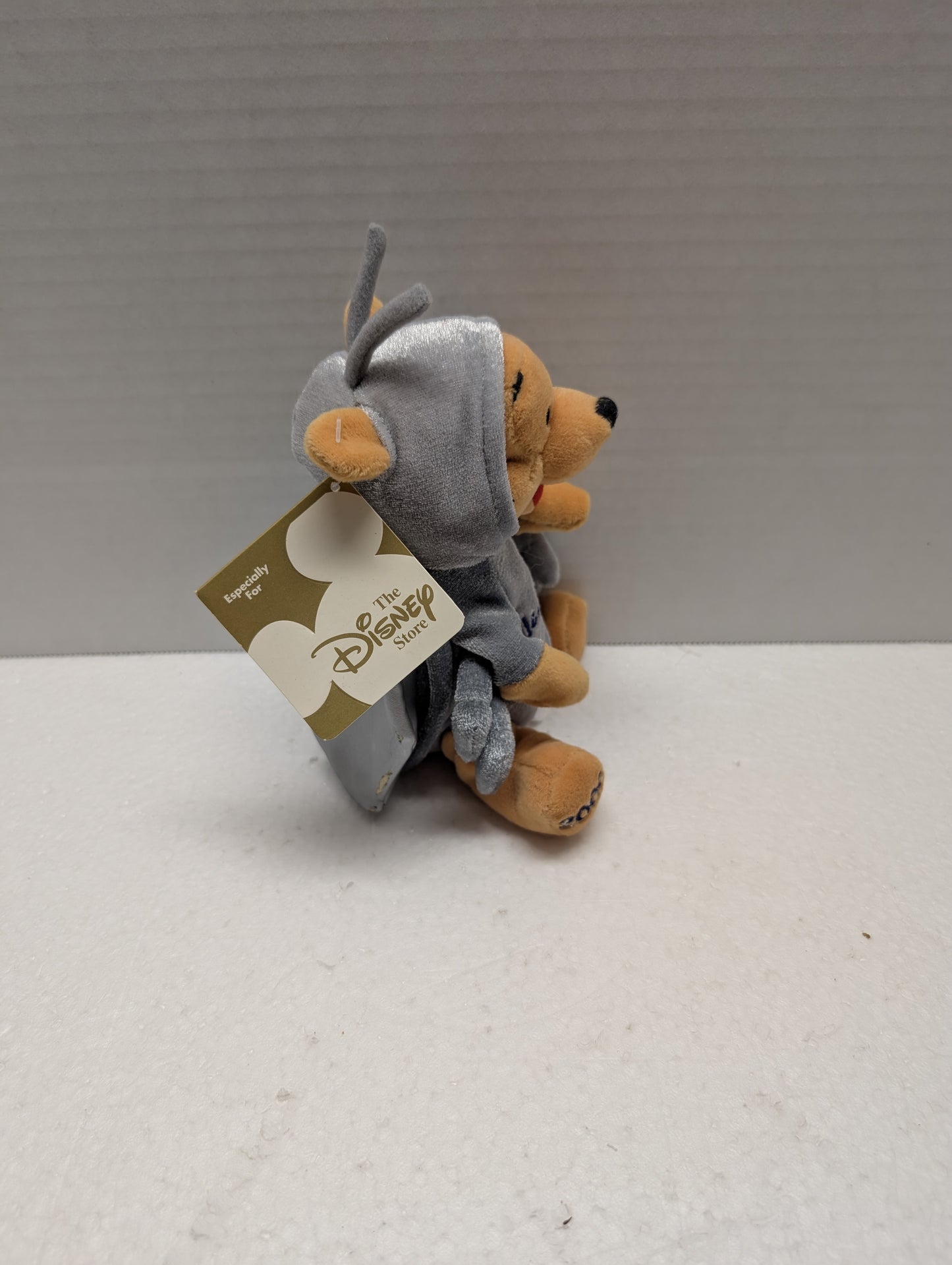 Disney Bean Bag Millennium Pooh image 3