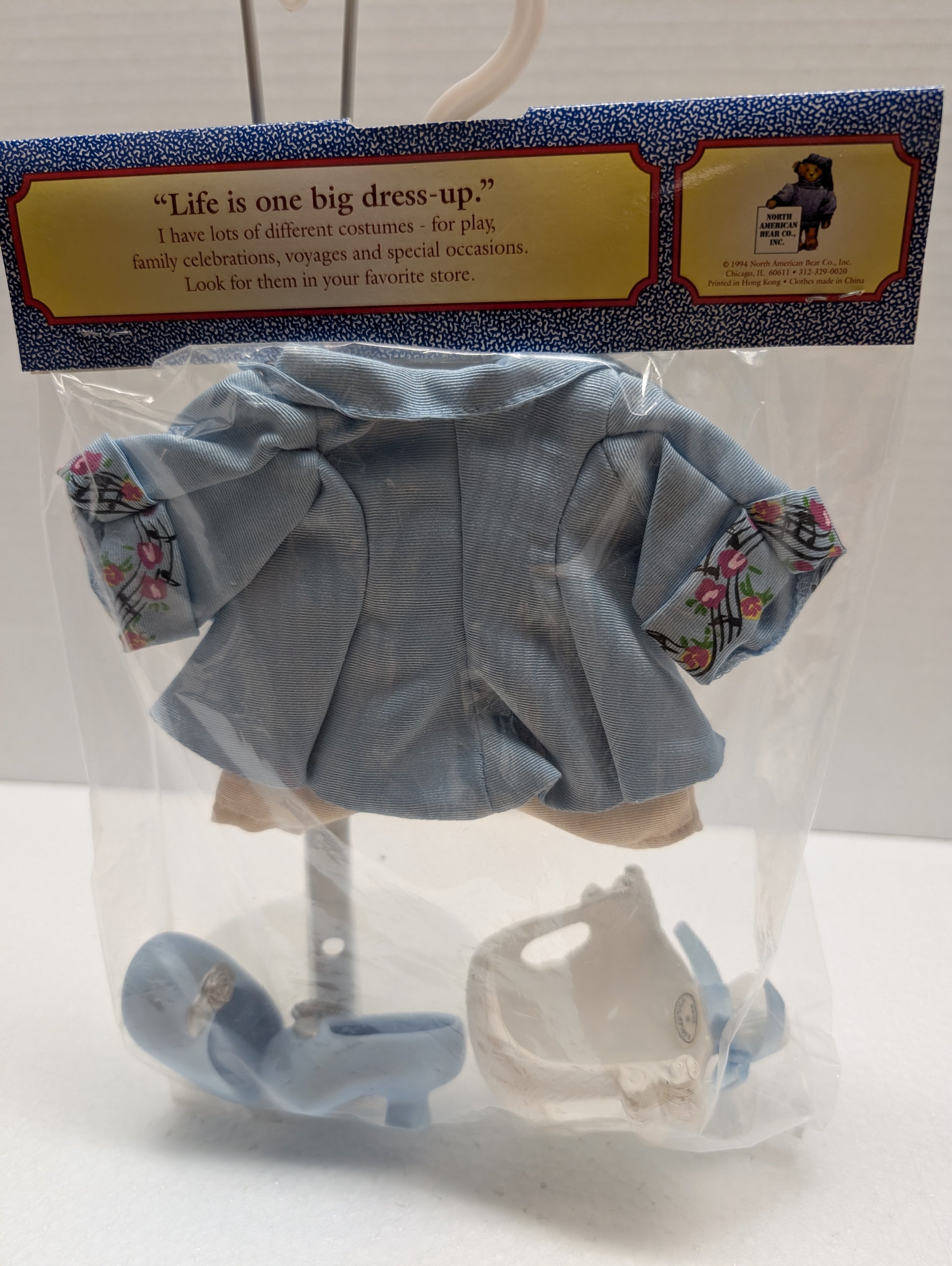 North American One Minuet More The Mozart Collection Muffy Outfit 5119 image 1