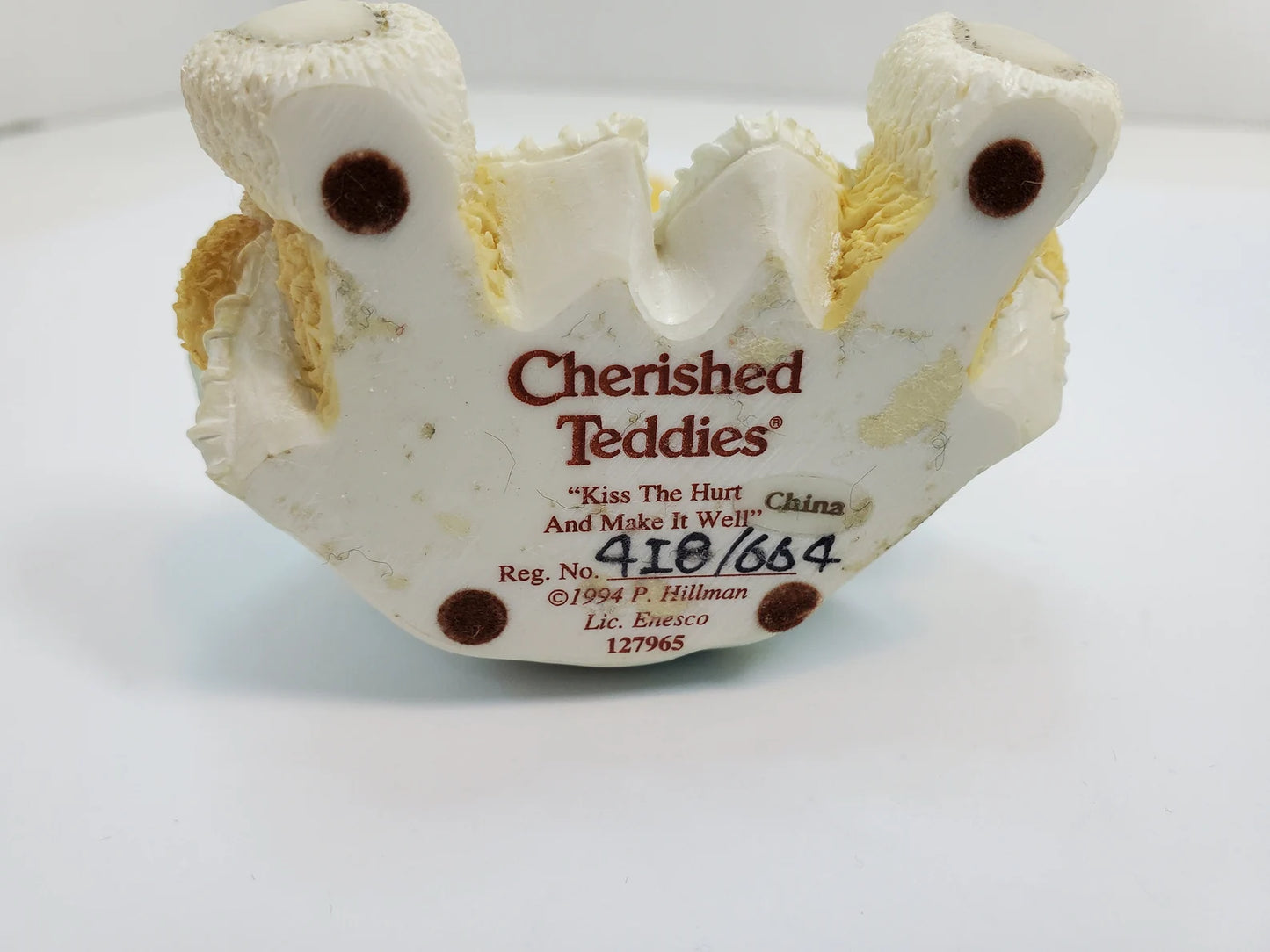 Cherished Teddies Kiss the Hurt and Make in Well, 1994 127965 image 3