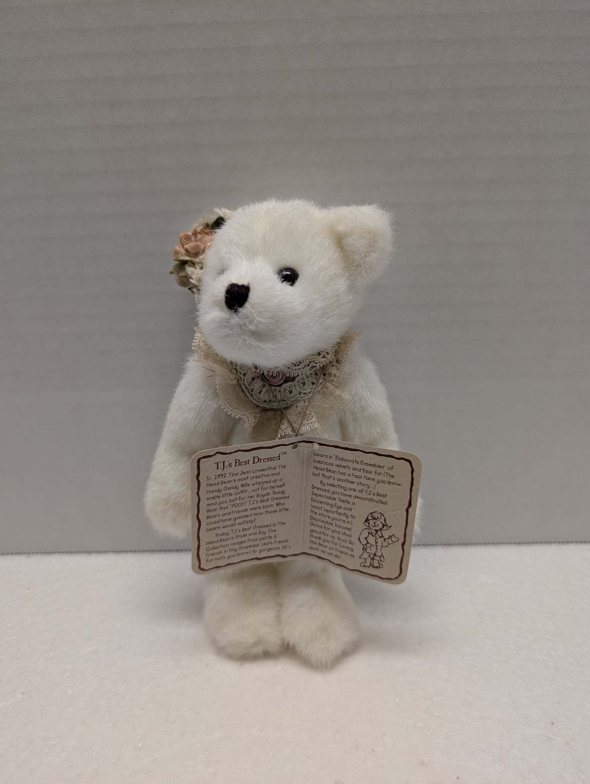Boyds Bear Plush  Carol Anne Primsley with lace collar  913979 image 0