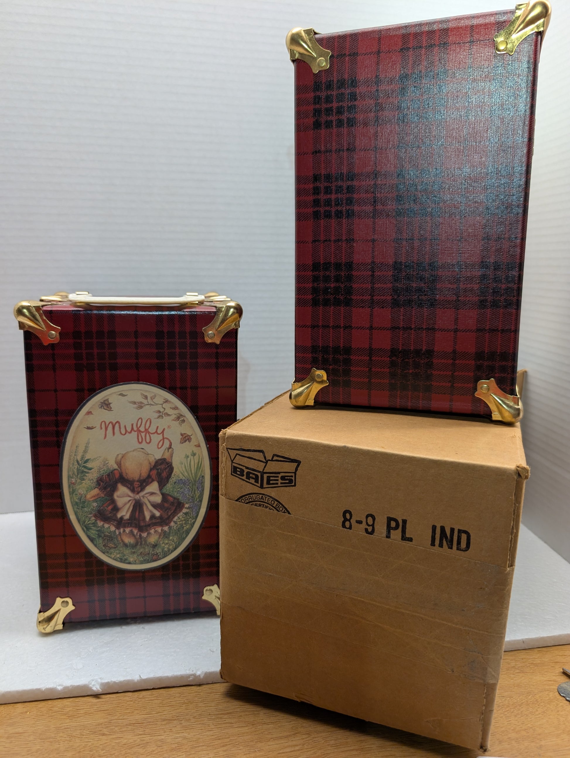 North American Trunk Red Plaid image 7
