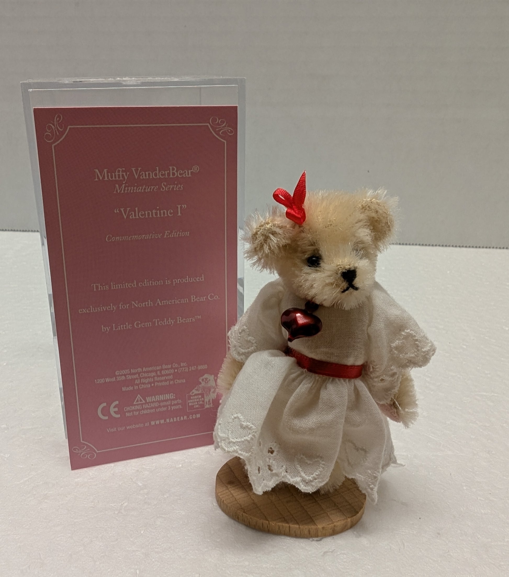 North American Mohair Miniature Muffy Valentine 1 (5819) image 1