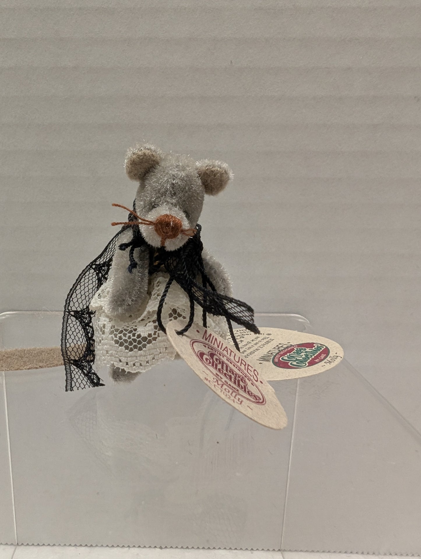 Ganz Cottage Miniatures Molly Mouse CC7024 image 0