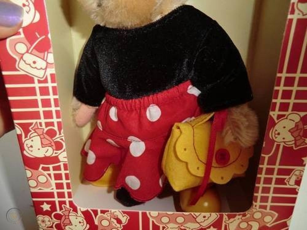North American Muffy Minnie Mouse  2001Walt Disney  & Doll  Convention image 5