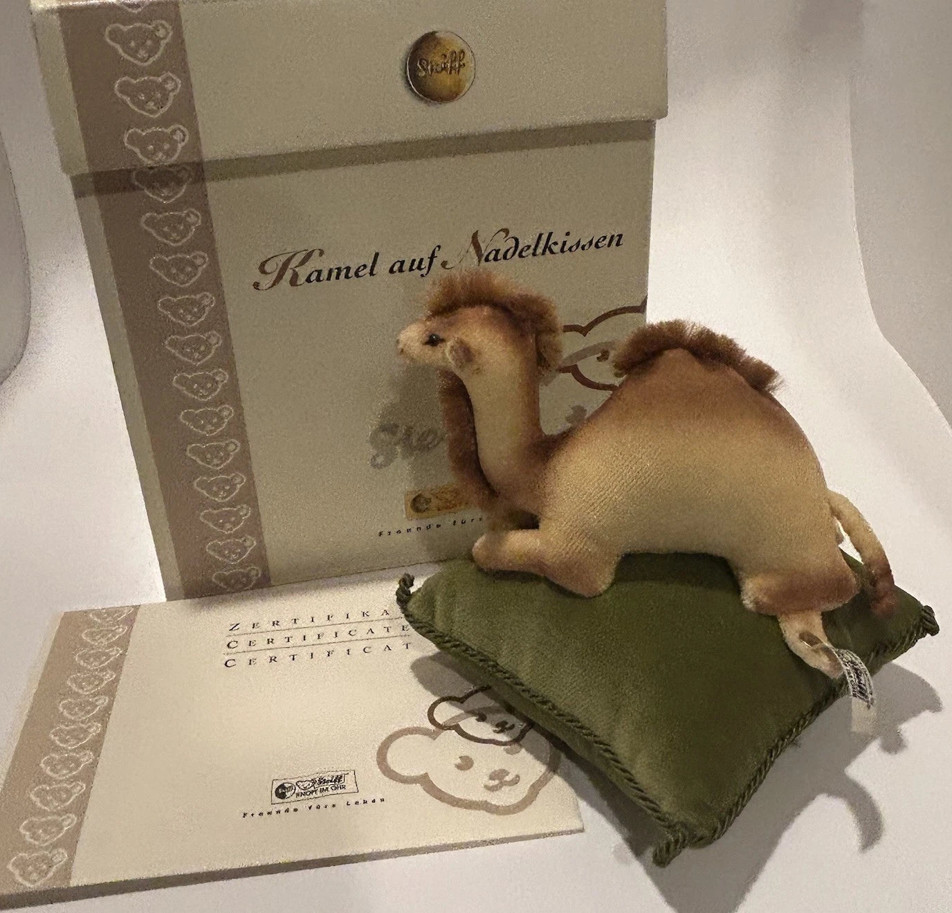 Steiff Club Camel Pin Cushion 420474 image 1