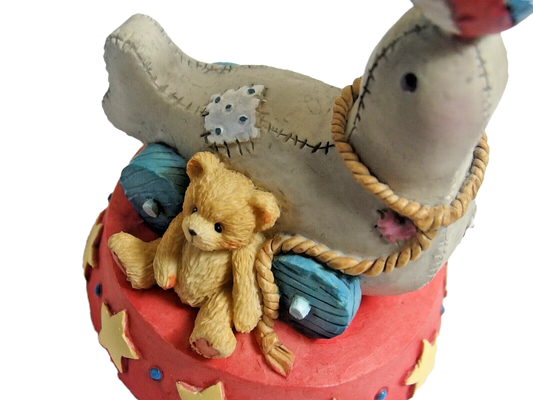Cherished Teddies Circus Seal of Friendship 1996 Seal With Ball Figurine image 0