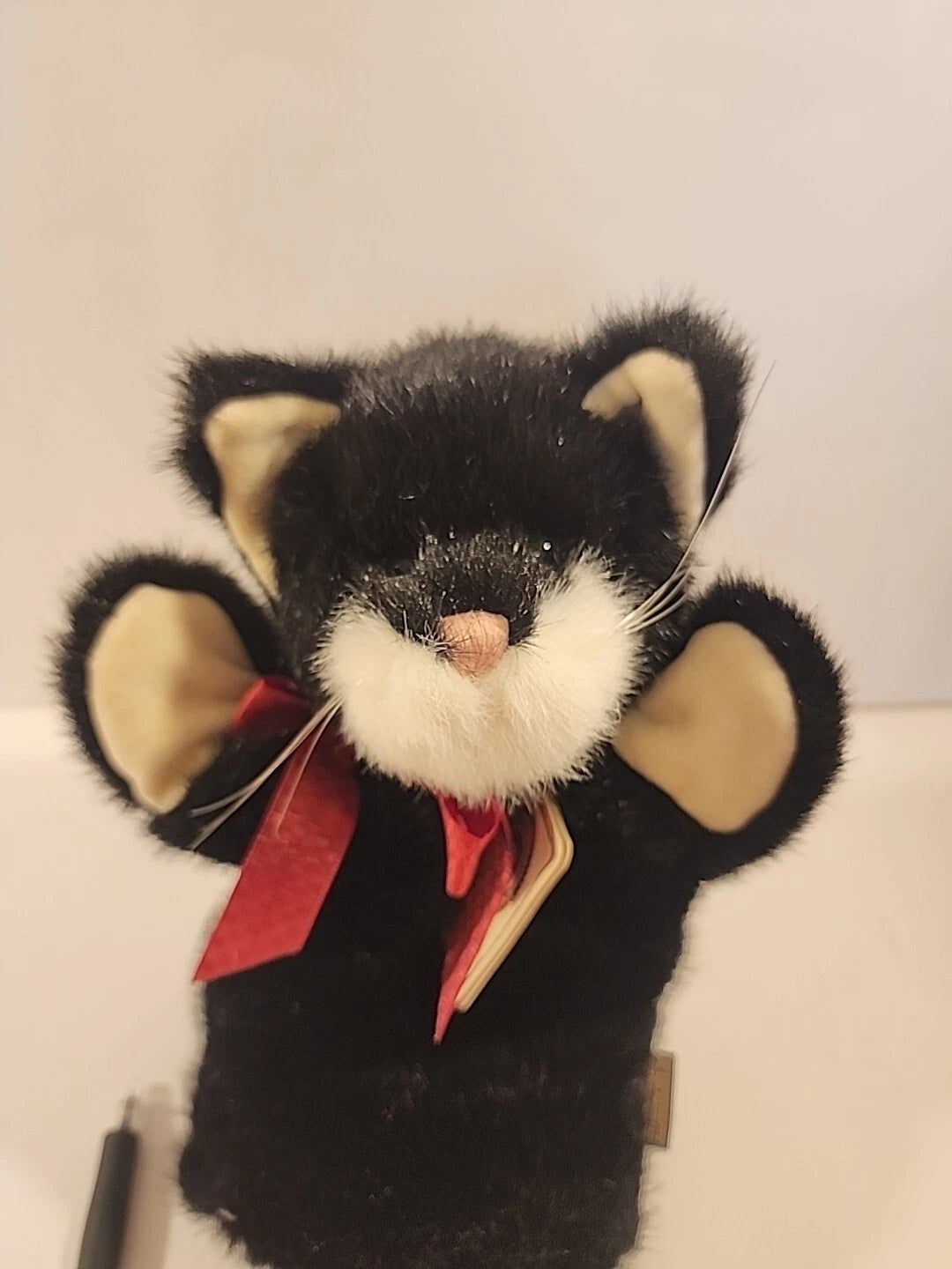 Boyds  Cat Sneekers HAND PUPPET  58601-07 image 0